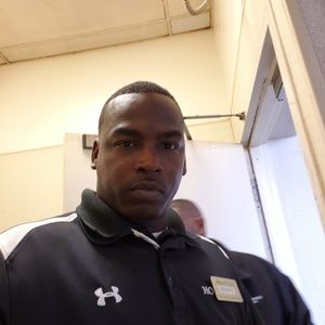 Meet your Posher, Devonte